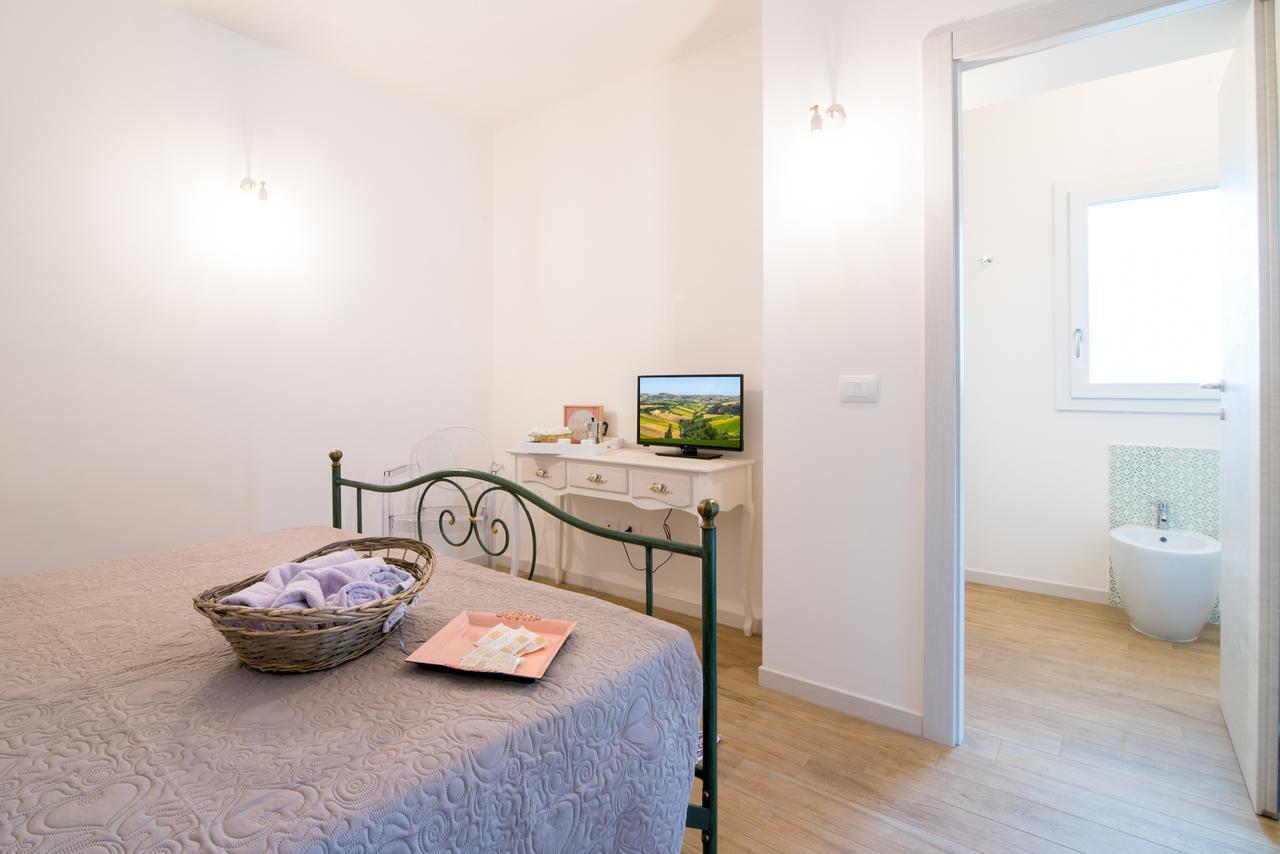 La Viola E Il Sole - Alloggi E Glamping - Fermo megye Kültér fotó
